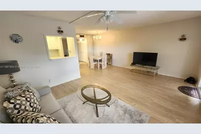 2079 Harwood F #2079, Deerfield Beach, FL 33442 - Photo 6