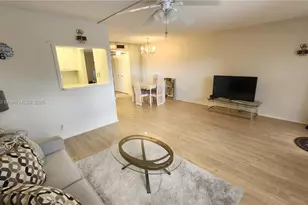 2079 Harwood F, Deerfield Beach, FL 33442 - Photo 6