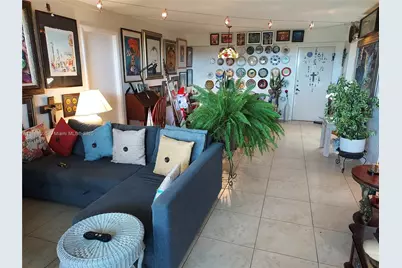 1400 Saint Charles Pl #623, Pembroke Pines, FL 33026 - Photo 22