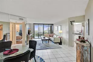 20185 E Country Club Dr, Aventura, FL 33180 - Photo 26
