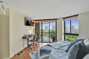 20185 E Country Club Dr, Aventura, FL 33180 - Photo 38