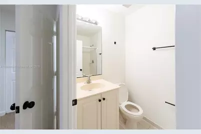 4130 Napoli Lake Dr, Riviera Beach, FL 33410 - Photo 12