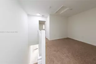 4130 Napoli Lake Dr, Riviera Beach, FL 33410 - Photo 10