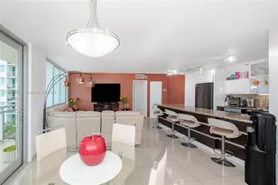7135 Collins Ave, Miami Beach, FL 33141 - Photo 8