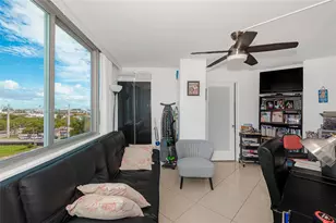 7135 Collins Ave, Miami Beach, FL 33141 - Photo 16