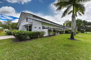 14390 Palm Beach Point Blvd, Wellington, FL 33414 - Photo 16