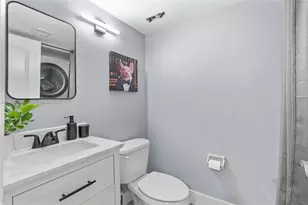 4624 NW 97th Pl, Doral, FL 33178 - Photo 14