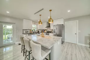 9104 SW 180th St, Palmetto Bay, FL 33157 - Photo 6