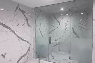 601 NE 36th St, Miami, FL 33137 - Photo 22