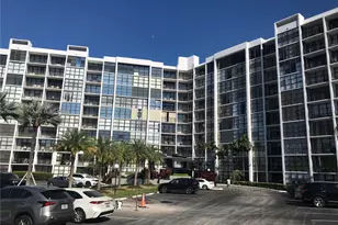 1000 Parkview Dr, Hallandale Beach, FL 33009 - Photo 2