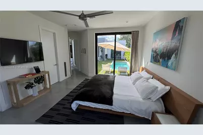 41 NE 24th St, Wilton Manors, FL 33305 - Photo 10