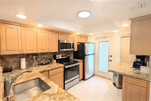 3090 N Course Dr, Pompano Beach, FL 33069 - Photo 2