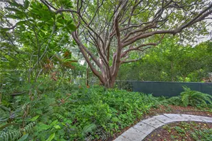 5925 SW 51st St, Miami, FL 33155 - Photo 24