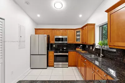 13556 SW 285th Ter, Homestead, FL 33033 - Photo 6