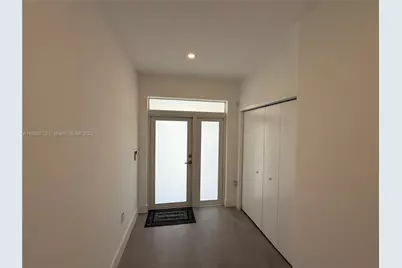 3431 NW 14th Ter, Miami, FL 33125 - Photo 4