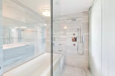 1201 20th St #304, Miami Beach, FL 33139 - Photo 22