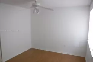 10889 SW 149th Pl, Miami, FL 33196 - Photo 22