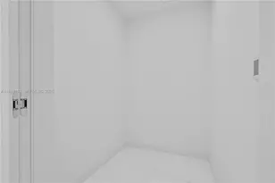 300 Biscayne Blvd Way, Miami, FL 33131 - Photo 20