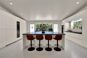 520 Bay Point Rd, Miami, FL 33137 - Photo 16