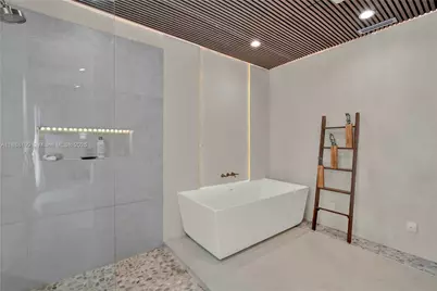 520 Bay Point Rd, Miami, FL 33137 - Photo 30