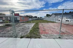 100 NW 57th Ct, Miami, FL 33126 - Photo 1