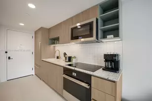 159 NE 6th St, Miami, FL 33132 - Photo 4