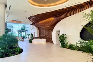 725 NE 24th St, Miami, FL 33137 - Photo 12