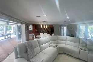 2740 NE 6th St, Pompano Beach, FL 33062 - Photo 18