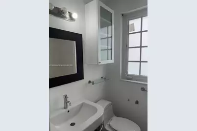 439 15th St #9, Miami Beach, FL 33139 - Photo 4