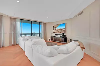 2000 Island Blvd #2207, Aventura, FL 33160 - Photo 10