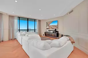 2000 Island Blvd, Aventura, FL 33160 - Photo 10