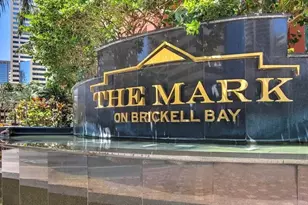 1155 Brickell Bay Dr, Miami, FL 33131 - Photo 2
