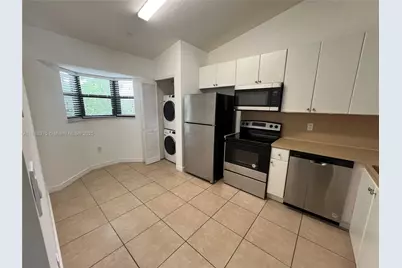 22641 SW 88th Pl #303, Cutler Bay, FL 33190 - Photo 2