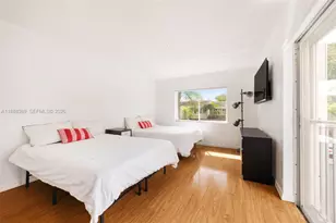 10233 NW 52nd Ln, Doral, FL 33178 - Photo 10