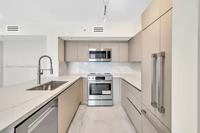 90 Alton Rd #1103, Miami Beach, FL 33139 - Photo 4