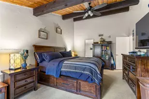 19440 NE 26th Ave, Miami, FL 33180 - Photo 16