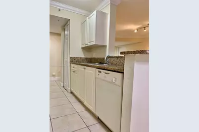 20930 SW 87th Ave #201, Cutler Bay, FL 33189 - Photo 6