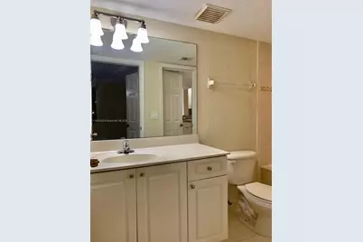20930 SW 87th Ave #201, Cutler Bay, FL 33189 - Photo 10