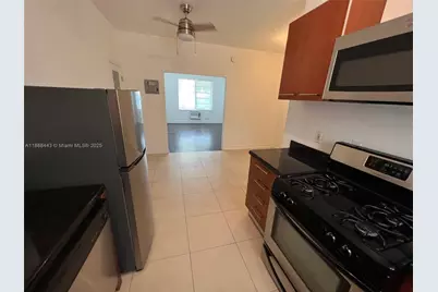 500 14th St #105, Miami Beach, FL 33139 - Photo 4