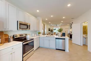 10241 SW Newberry Ave, Port Saint Lucie, FL 34987 - Photo 16