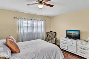 800 NE 195th St, Miami, FL 33179 - Photo 28