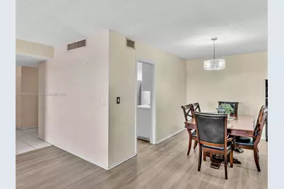 800 NE 195th St #716, Miami, FL 33179 - Photo 20