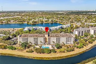 800 NE 195th St, Miami, FL 33179 - Photo 58