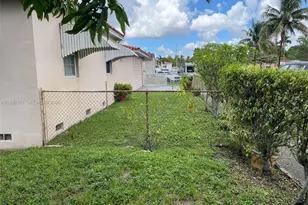 265 W 55th St, Hialeah, FL 33012 - Photo 12