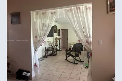 265 W 55th St, Hialeah, FL 33012 - Photo 24