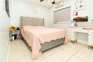 298 E 3rd St, Hialeah, FL 33010 - Photo 22