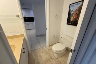1717 N Bayshore Dr, Miami, FL 33132 - Photo 10