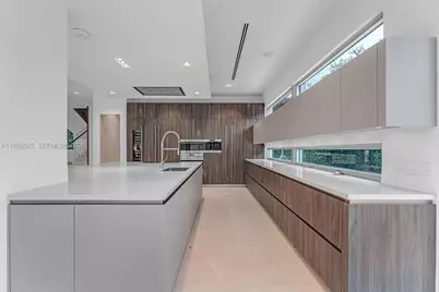 9101 SW 69th Ct, Pinecrest, FL 33156 - Photo 18