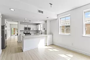 8999 NW 107 Ct, Doral, FL 33178 - Photo 18