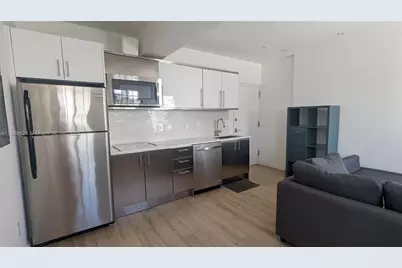 700 16th St #202, Miami Beach, FL 33139 - Photo 1